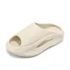 Pantuflas de Verano para Hombre Tendencia Ropa Exterior Suela Gruesa Antideslizantes Suela Suave Personalidad Sandalias de Playa Sensación de Pisada de Caca Pantuflas de Una Tira para Hombre