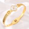 Pulsera de Acero Titanio, Pulsera de Trébol de Cuatro Hojas de Acero Inoxidable con Electrochapado al Vacío de Alta Gama para Mujer, Joyería de Pulsera Transfronteriza que No se Desvanece
