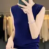 Top Regata Canelado de Tricô Lyocell com Decote V Estilo Verão Novo, Slim Fit Fino Versátil Camada Base Feminina
