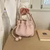 Bolsa Feminina de Axila 2026 Nova Moda Popular Primavera/Verão Nicho Para o Trabalho Toque de Luxo Ombro Único Transversal Bolsa Saco