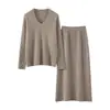 Traje de punto 100% lana pura con cuello en V y falda larga para mujer, nuevo conjunto casual suelto de punto para otoño e invierno