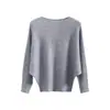 La nueva colección de otoño/invierno más vendida de Amazon: un elegante suéter de punto para mujer con escote asimétrico de un hombro y mangas murciélago