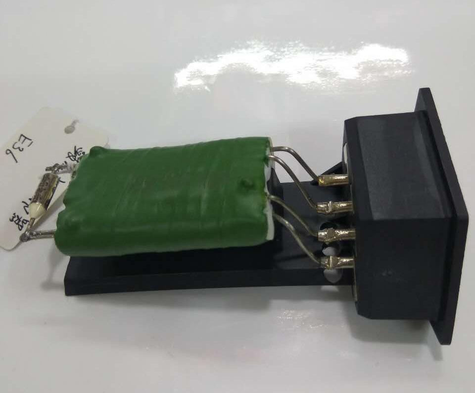 4160881280_577456674