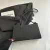 Bolsas de Alta Qualidade para Mulheres 2025 Outono Nova Bolsa de Axila Commuter Design de Nicho Simples e Fashion Bolsa Transversal de Ombro Único