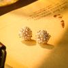 Nuevos Aretes Pequeños de Bola de Perla Micro-Incrustada, Exquisitos Aretes Versátiles Personalizados Super Brillantes, Aretes de Lujo Ligero de Alta Gama a la Moda