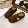 Sapatos femininos estilo Birkenstock, couro genuíno, fecho de velcro, sola grossa, com aumento de altura, totalmente fechados, nova coleção Outono 2026, mocassins casuais retrô