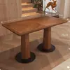 Mobiliario de comedor de alta gama, incluyendo mesas y sillas, popular en cafés de moda, establecimientos comerciales, restaurantes, hoteles y casas de huéspedes; mesas y sillas de comedor de madera maciza hechas a medida