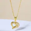 Explosões Transfronteiriças Colar Coração de Aço Titânio Feminino Simples Luxo Leve Toque de Alto Padrão Cores de Outono e Inverno Nicho Joias Sem Cor