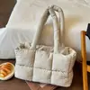 Transfronterizo 2026 Verano Nueva Moda Gran Capacidad Bolso de Hombro para Mujer Moderno Versátil Bolso de Mano Tote Simple