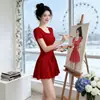 Vestido curto de manga curta puramente sedutor, sexy e quente, com decote em U que expõe a clavícula, novo estilo de verão, acinturado, em linha A, emagrecedor, para mulheres