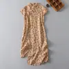 Verão 2026 Novo Casual Retrô Versátil Estampa Digital Fenda Alta Top Cheongsam de Ráfia