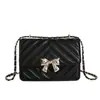 Bolsa de Corrente Feminina 2026 Estilo Coreano Nova Moda Casual Personalidade Pequena Quadrada Tendência Simples Bolsa de Ombro Bolsa Transversal