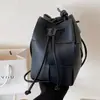 Bolso Pequeño de Diseño de Nicho para Mujer 2022 Nuevo Bolso Cubo Tejido a Mano de Moda Versátil Bolso Cruzado Ins