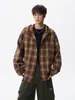 Camisa Xadrez com Capuz Cor de Café Estilo Retrô Americano para Homens, Colete de Casal para Primavera e Outono, Blusa Solta Casual de Manga Longa Estilo Preguiçoso