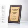Tarjeta de autorización de madera maciza de fibra de carbono hecha medalla de madera de alta calidad placa de honor de distribuidor recuerdo para colgar en la pared