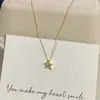 Collar de Estrella de Cinco Puntas Asimétrica Incrustada de Diamantes Chapado en Oro Blanco Plata S925 Diseño Único de Nicho Cadena para Clavícula Dulce y Fresca para Mujeres