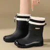 Nuevas Botas de Lluvia de Media Pantorrilla para Mujer, Ligeras, Cálidas, Forradas de Felpa, Antideslizantes, Impermeables, Suela Gruesa, Resistentes al Olor, Resistentes al Desgaste, Elegantes Botas de Goma para Damas