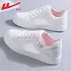 Zapatillas blancas para mujer 2026 nuevas de primavera finas transpirables casuales versátiles zapatillas de malla para mujer