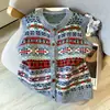 Nueva ropa de otoño para mujer: chaleco de punto jacquard Fair Isle colorido, top elegante en gris