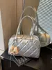 Bolsa Feminina Transfronteiriça 2026 Verão Nova Tendência Bolsa de Ombro Acolchoada Grande Capacidade Elegante Versátil Bolsa de Mão Bolsa Almofada