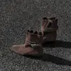 Botines Cuadrados de Dos Vías Estilo Retro First Encounter para Mujer 2026 Otoño Nuevo Estilo Hebilla de Cinturón Tacón Grueso Botas de Moda