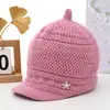 Gorros de otoño e invierno para mujer, madres de mediana edad y mayores, gorros de punto con protección para las orejas, gorros cálidos con forro de polar para abuelas