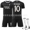 Uniforme de Entrenamiento de Fútbol 2526 Número de Club. 9 Camiseta de Mbappe Uniforme de Equipo Deportivo Camiseta Estilo Entrenamiento Real Madrid Pie Negro
