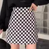 Saia Midi Elegante de Verão 2025 para Baixinhas Novo Design Xadrez Cintura Alta Efeito Emagrecedor Justa no Quadril Saia Curta