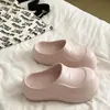 2026 Nuevo Estilo Estrella Mismo Estilo Cubre-cabeza Pantuflas Ropa de Abrigo Otoño Zapatos de Chef Suela Gruesa Antideslizante Venta Caliente Venta al por Mayor Transfronteriza
