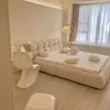 Cama Moderna Minimalista de Moda Ultra Suave para Dormitorio de Niñas, Cama Doble de Tela Color Crema Estilo Francés con Respaldo Suave