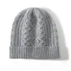 Gorro Grueso de Cachemir para Otoño e Invierno para Mujer, Gorro Cálido de Punto Trenzado, Gorro de Moda Versátil para Protección de Orejas Postparto, Gorro para Clima Frío para Hombre