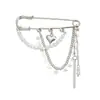 Acessórios de Moda Transfronteiriços Europeus e Americanos, Broche Elegante com Elementos de Coração e Lua em Metal, Alfinete Multifuncional de Luxo Leve