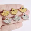 Pingente de Concha Natural em Forma de Leque Retrô Europeu e Americano, Aço Inoxidável Banhado a Ouro 18K Textura Martelada Design de Nicho Pingente de Colar Joia