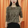 Camiseta estampada de manga larga y cuello redondo para mujer, estilo primavera/otoño, nuevo diseño con detalles plateados, adecuada para madres de mediana edad, se puede usar como capa interior o como top independiente, y tiene un efecto juvenil.