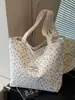 Bolsa de Ombro Grande Capacidade para Outono e Inverno para Mulheres 2026 Nova Moda Bolsa Tote de Ombro Bolsa de Mão Versátil de Nicho Bolsa para Mamãe