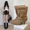 2026 Nuevas Botas de Caballero Otoño/Invierno Punta Cuadrada Botas de Moda Elegantes de Media Pantorrilla Estilo Occidental Niñas Moda Coreana Botas de Cowboy