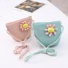 Bolsa de Palha Infantil Qiu Nan Verão Estilo Coreano Nova Bolsa Transversal para Meninas Bolsa Princesa Retro Fofa Venda por Atacado