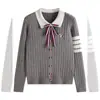 Suéter de punto pullover con cuello de corbata para otoño e invierno, estilo universitario americano, suéter de manga larga con cuatro rayas, top estilo coreano para mujer