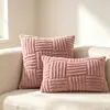 Funda de Almohada de Color Sólido Transfronteriza de Amazon Felpa 3D Soporte Lumbar para Oficina Sofá Funda de Cojín Rayada de Mesita de Noche Venta al por Mayor