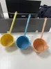 Concha de Plástico com Cabo Longo para Água Doméstica, Colher de Água Espessa para Cozinha para Regar Flores e Hortas, Concha de Água para Crianças e Banho de Bebê