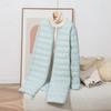 Otoño e Invierno Patrón Ondulado Estilo Mamá Nuevo Ligero de Longitud Media Cuello Redondo Chaqueta de Plumas Holgada Estilo Coreano Cuello Delgado Chaqueta sin Cuello