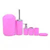 Cubo de basura de plástico para baño baño seis piezas inodoro escobilla de baño dispensador de jabón líquido taza para cepillo de dientes taza de agua caja de jabón