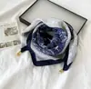 Bufanda Cuadrada Cálida de Nuevo Estilo 2024 con Hebilla Magnética, Bufanda Triangular de Seda, Bufanda de Algodón para Mujer, Bufanda Elegante para Cuello para Primavera, Otoño e Invierno, Versátil y Elegante