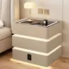 Mesita de Noche Flotante con Tres Cajones, Madera Maciza Simple, Carga Inalámbrica Moderna, Multifuncional, Lujo Ligero, Gabinete de Mesita de Noche para Dormitorio del Hogar