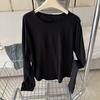 Camiseta Simples de Estilo Coreano com Gola Redonda e Manga Comprida para Mulheres no Outono, Caimento Solto e Emagrecedor, Versátil Camiseta Casual para Usar por Baixo, Top Fino