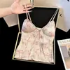 Novo Estilo Camisola de Alça de Seda Gelo com Bojo, Acabamento em Renda, Estampa Floral Azul, Fresca e Doce, Roupa de Dormir de Verão Fina e Confortável