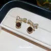 Pendientes Colgantes Redondos con Lazo de Diamantes y Montaje de Aguja de Plata, Pendientes Femeninos para el Viaje Diario, Pendientes de Lujo Accesible y de Gama Alta para Mujeres