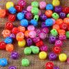 Juguetes para niños DIY preparación temprana de cuentas hechas a mano 4*7 color más blanco cuentas planas de color sólido con letras blancas para madre