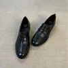 Zapatos slip-on, estilo retro, silenciosos, mocasines de tacón grueso para mujer, nueva colección 2026, zapatos pequeños de cuero estilo británico, zapatos planos negros para mujer