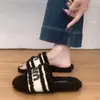 Pantuflas de Algodón Birkenstock Retro Gruesas y Peludas para Mujer, Para Usar al Aire Libre, Nuevas Otoño 2026 Pantuflas de Felpa y Piel sin Cierre